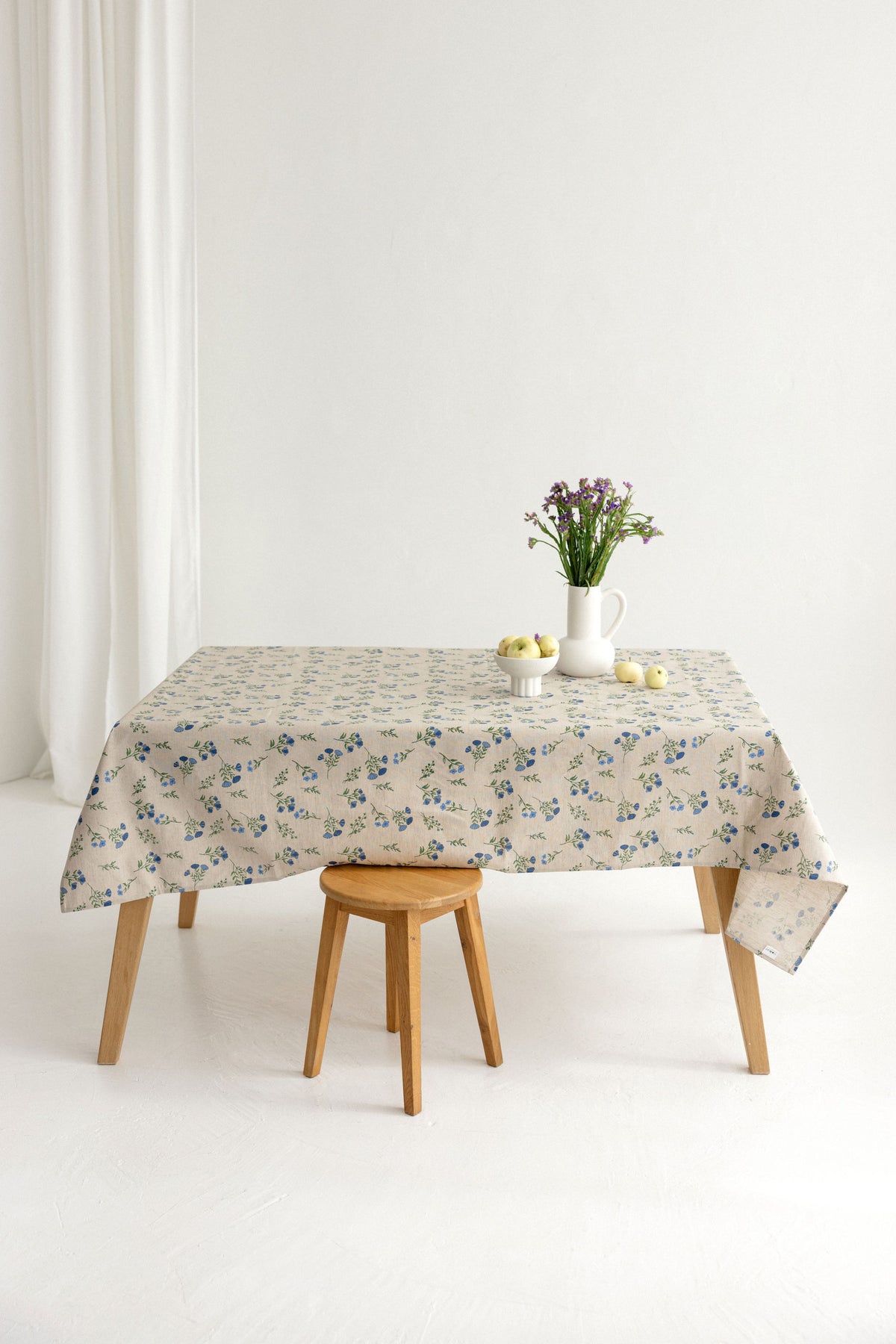Linen Waterproof Tablecloth TC005 IN Blue Meadow PRINT