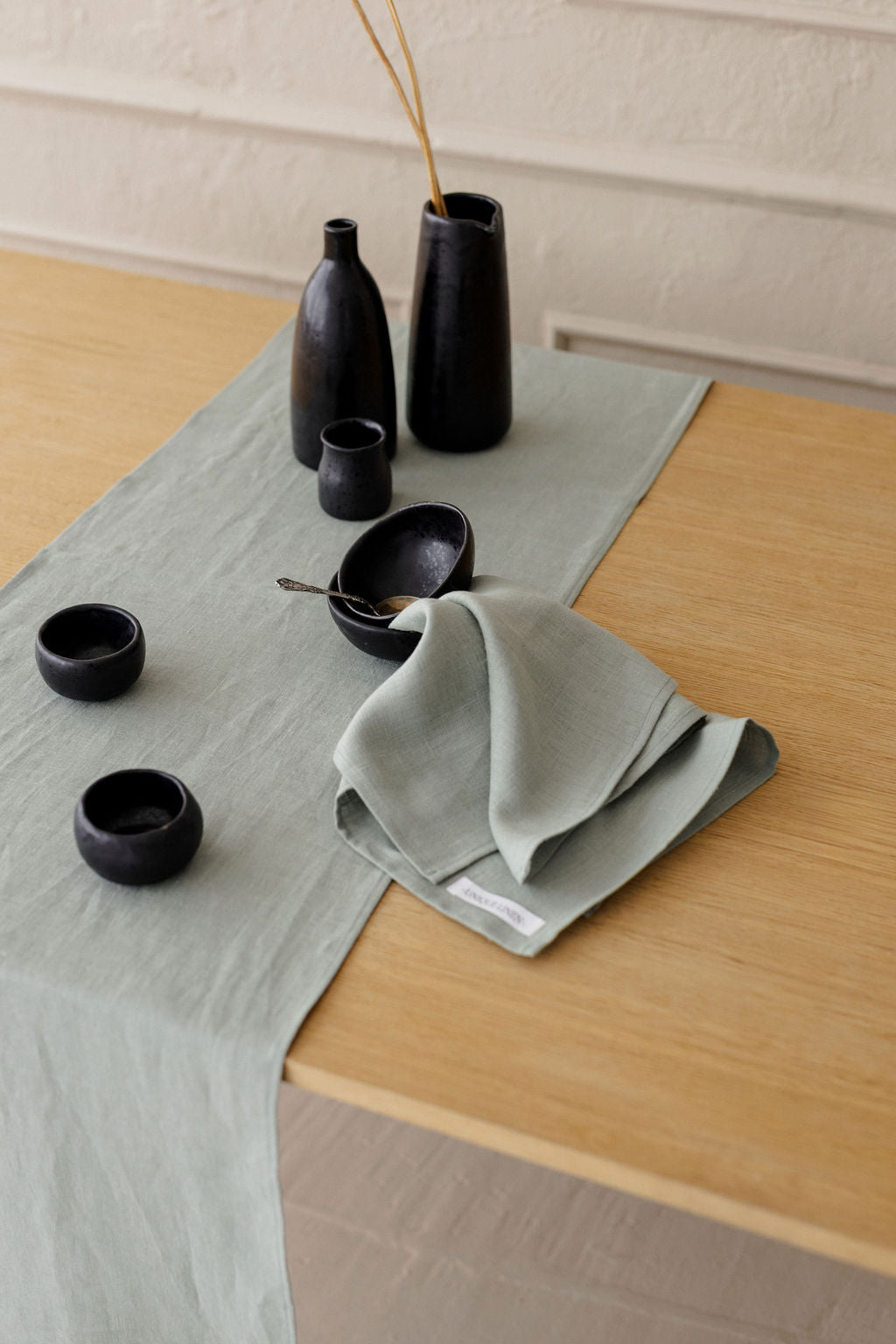 Table Runner TR001 in MINT COLOUR (2123B)