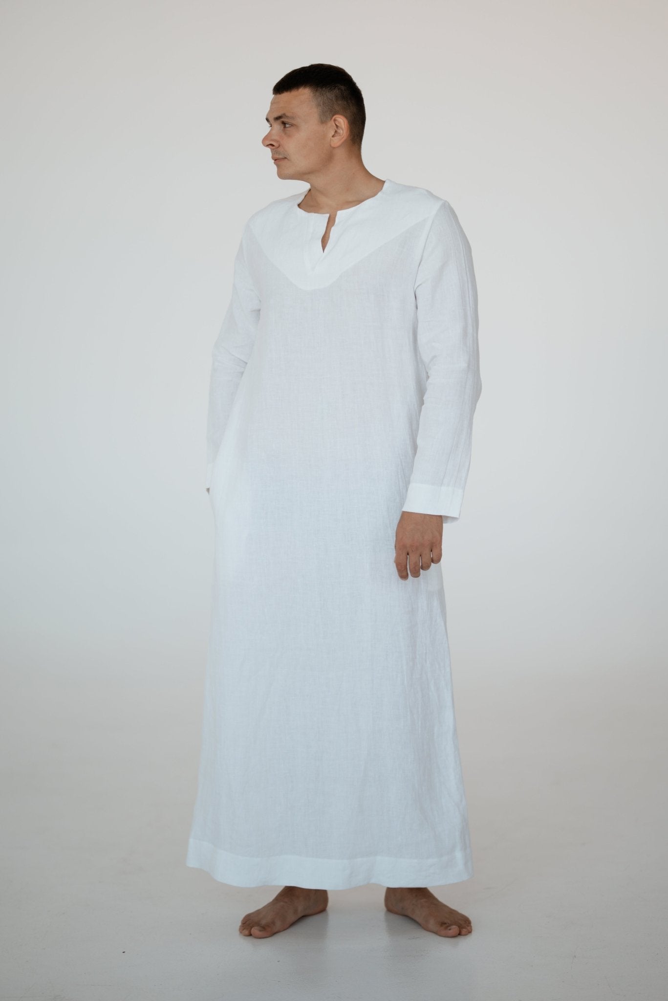 Linen Tablecloth – Natural – White | Wholesale Linen Towels, Tablecloths, Napkins, Bathrobes, Aprons, Abayas & Thobes - Middle East Collection by Unique Linen“