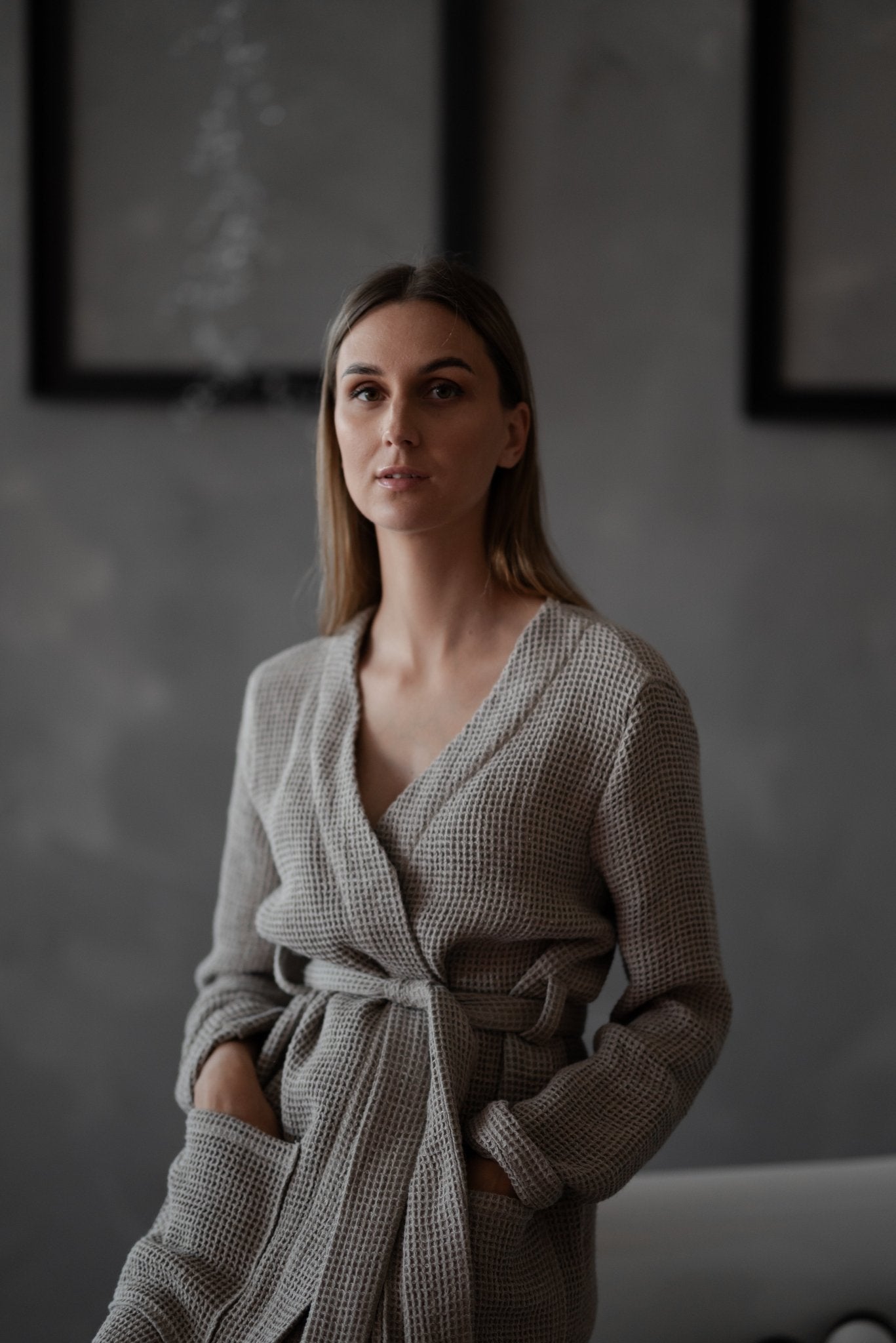 Linen Tablecloth – Natural – White | Wholesale Linen Towels, Tablecloths, Napkins, Bathrobes, Aprons, Abayas & Thobes - Middle East Collection by Unique Linen“