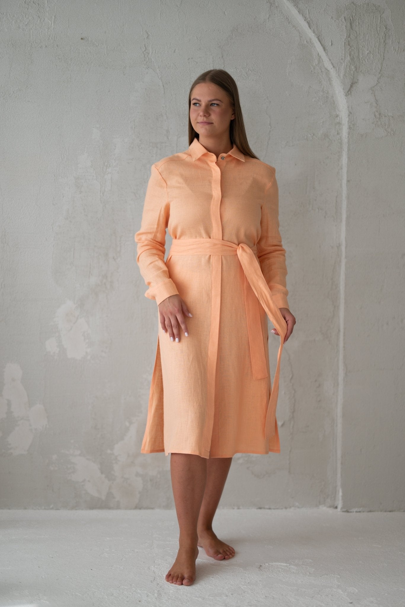 Linen Tablecloth – Natural – White | Wholesale Linen Towels, Tablecloths, Napkins, Bathrobes, Aprons, Abayas & Thobes - Middle East Collection by Unique Linen“