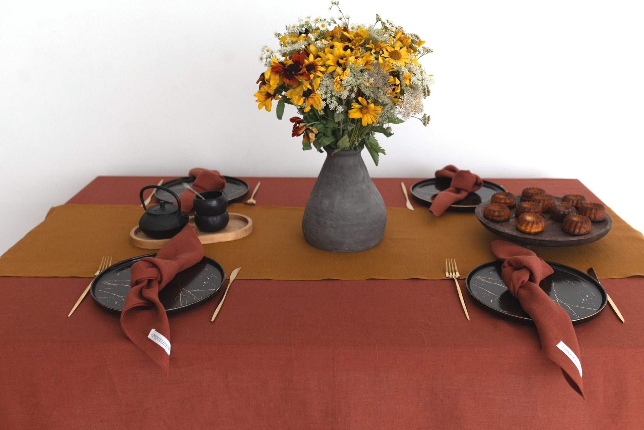Linen Tablecloth – Natural – White | Wholesale Linen Towels, Tablecloths, Napkins, Bathrobes, Aprons, Abayas & Thobes - Middle East Collection by Unique Linen“