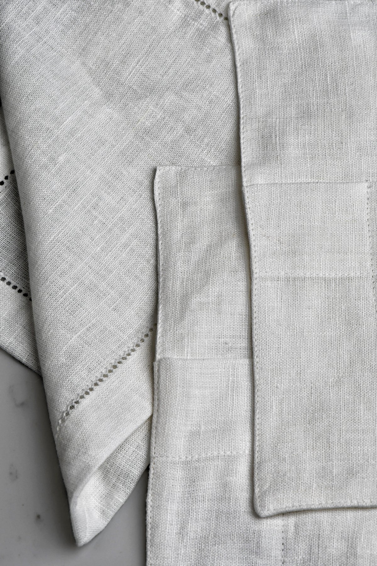 Linen Hemstitch Napkin TN003 in optical white colour (18)