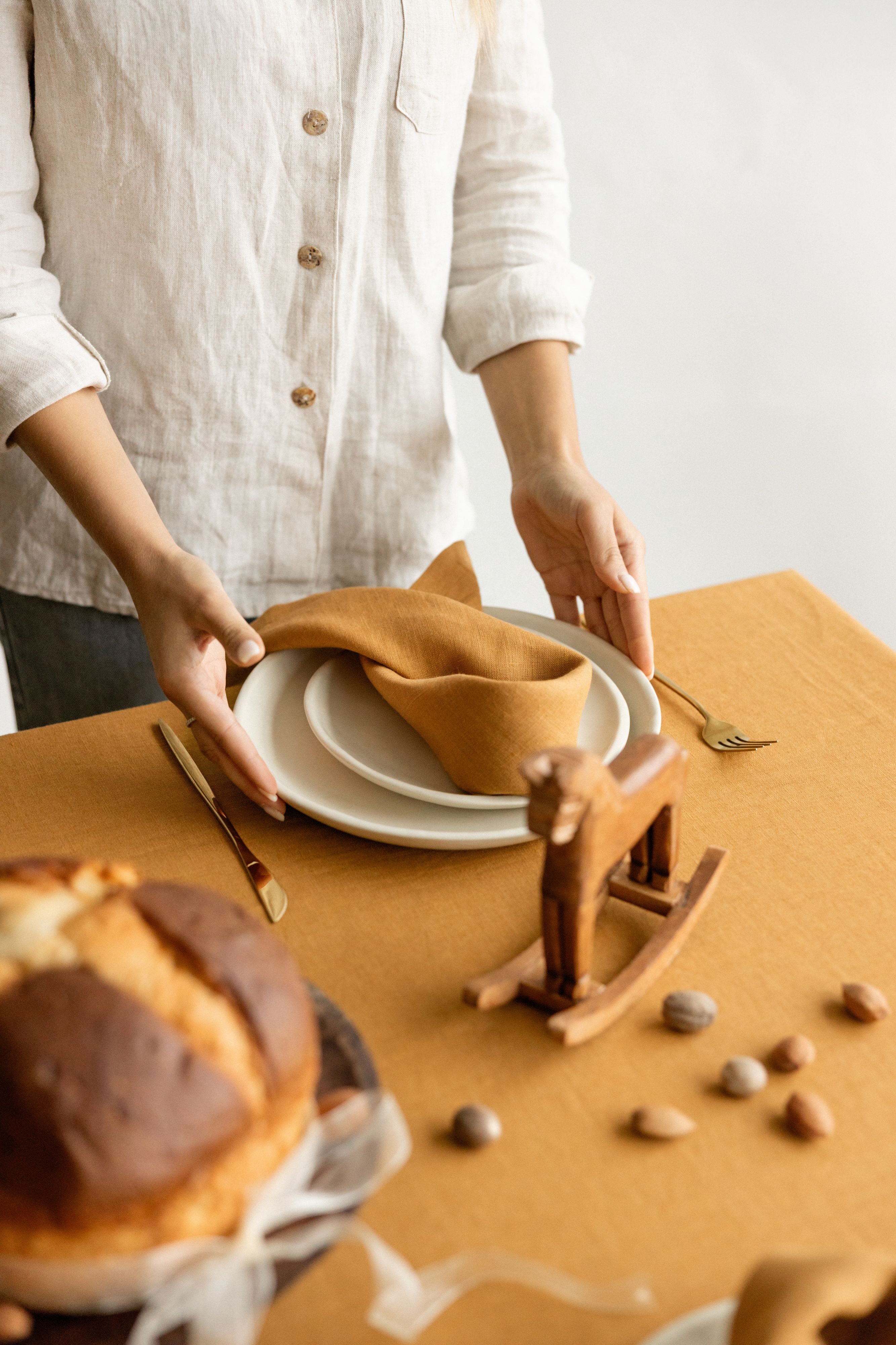 Linen  Napkins TN002 in MAPLE COLOUR (598)