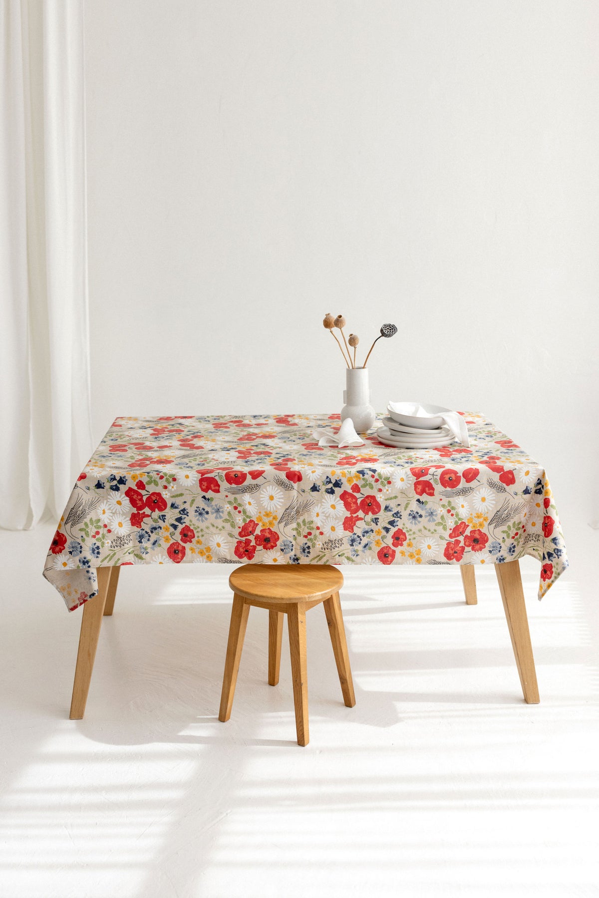 Linen Waterproof Tablecloth TC005 IN Wildflower PRINT