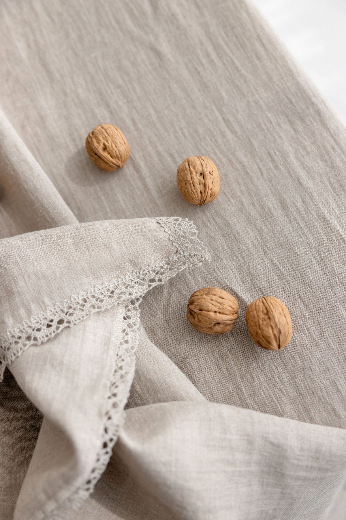 Linen Tablelcoth TC006 with lace IN NATURAL COLOUR