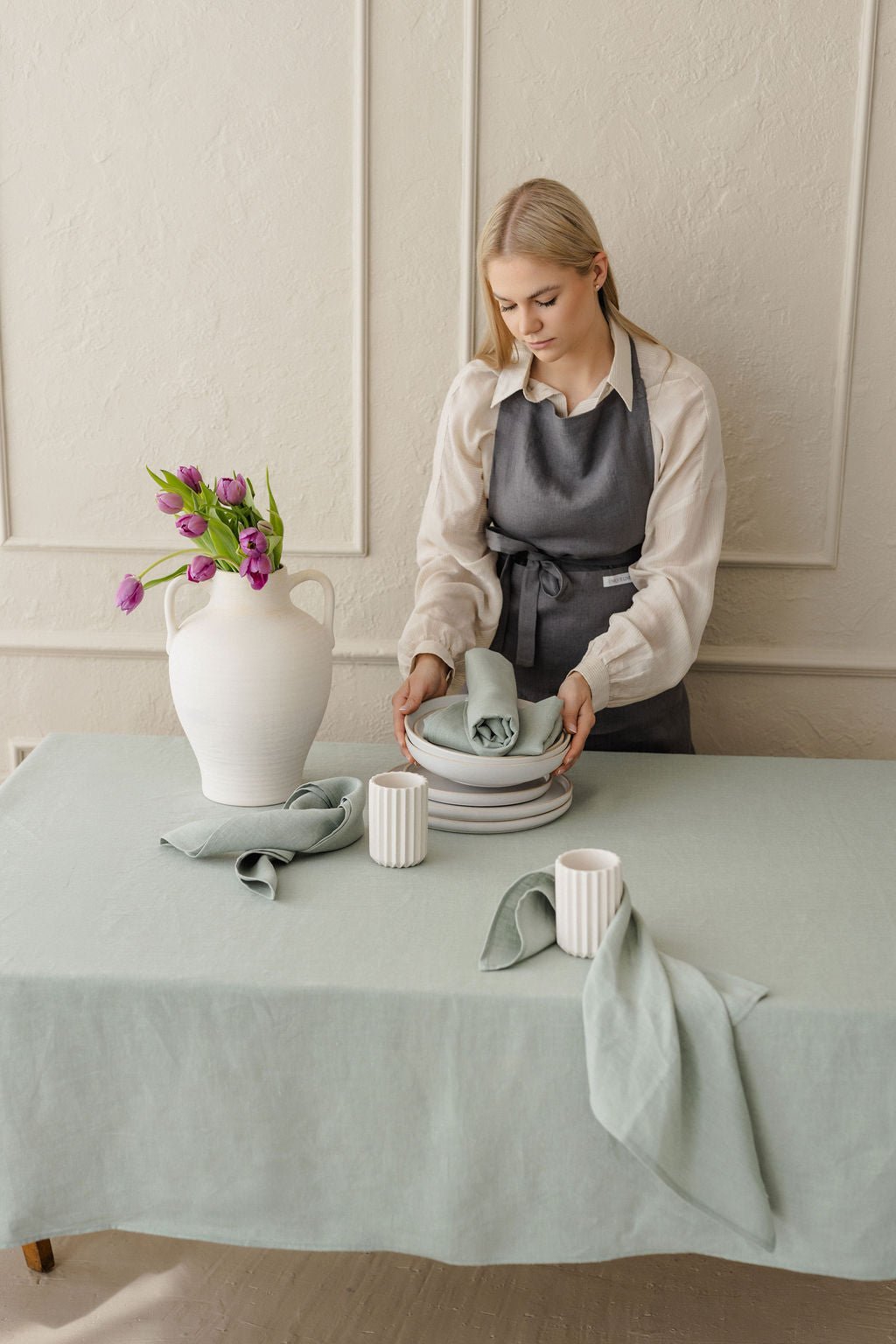 Linen Tablecloth – Natural – White | Wholesale Linen Towels, Tablecloths, Napkins, Bathrobes, Aprons, Abayas & Thobes - Middle East Collection by Unique Linen“