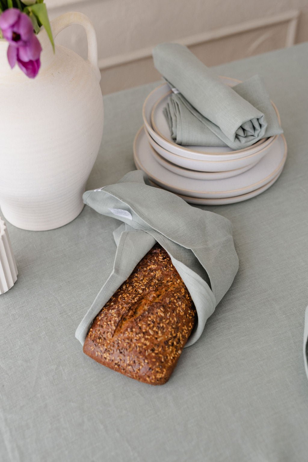 Linen Tablecloth – Natural – White | Wholesale Linen Towels, Tablecloths, Napkins, Bathrobes, Aprons, Abayas & Thobes - Middle East Collection by Unique Linen“