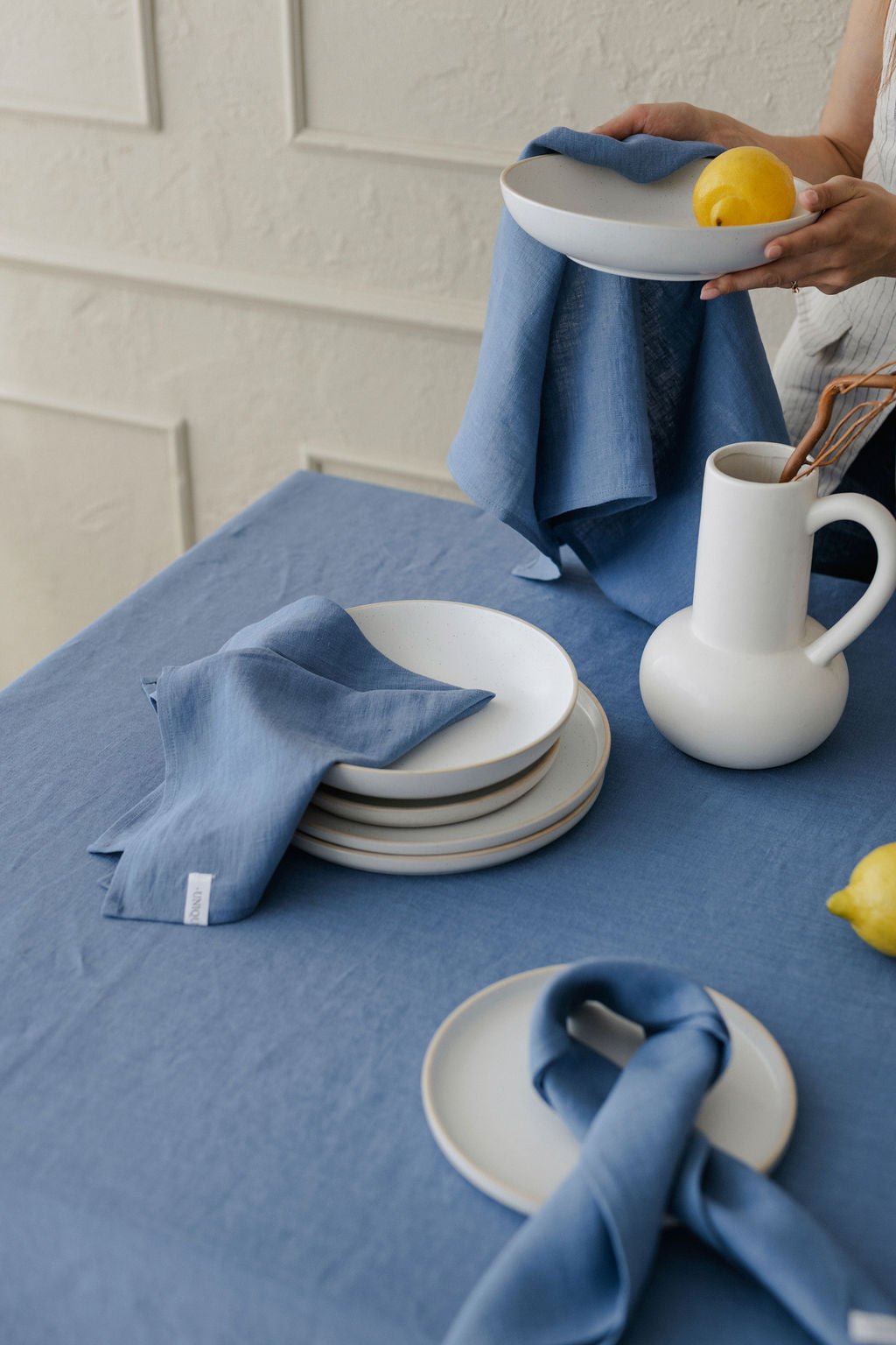 Linen Tablecloth – Natural – White | Wholesale Linen Towels, Tablecloths, Napkins, Bathrobes, Aprons, Abayas & Thobes - Middle East Collection by Unique Linen“