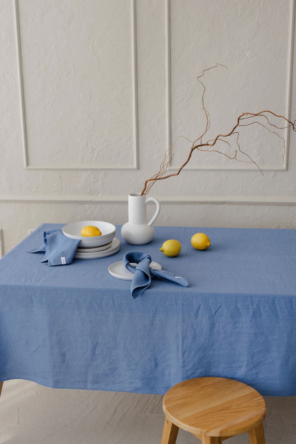 Linen Tablecloth – Natural – White | Wholesale Linen Towels, Tablecloths, Napkins, Bathrobes, Aprons, Abayas & Thobes - Middle East Collection by Unique Linen“